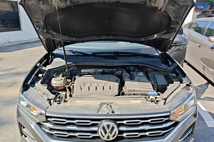 Used Volkswagen Tayron 2020 330TSI Two-Wheel Drive Luxury Smart Connectivity Version Engine Bay