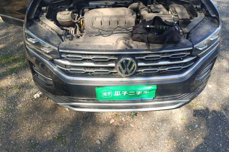 Used Volkswagen Tayron 2020 330TSI Two-Wheel Drive Luxury Smart Connectivity Version Engine Bay
