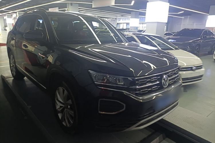 Used Volkswagen Tayron 2020 330TSI Two-Wheel Drive Luxury Connected Pro Edition Front Right 45 Deg