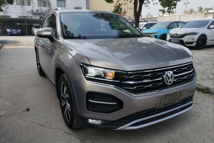 Used Volkswagen Tayron 2020 330TSI Two-Wheel Drive Luxury Smart Connectivity Version Front Right 45 Deg