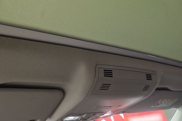 Used Volkswagen Tayron 2020 330TSI Two-Wheel Drive Luxury Smart Connectivity Version Headliner