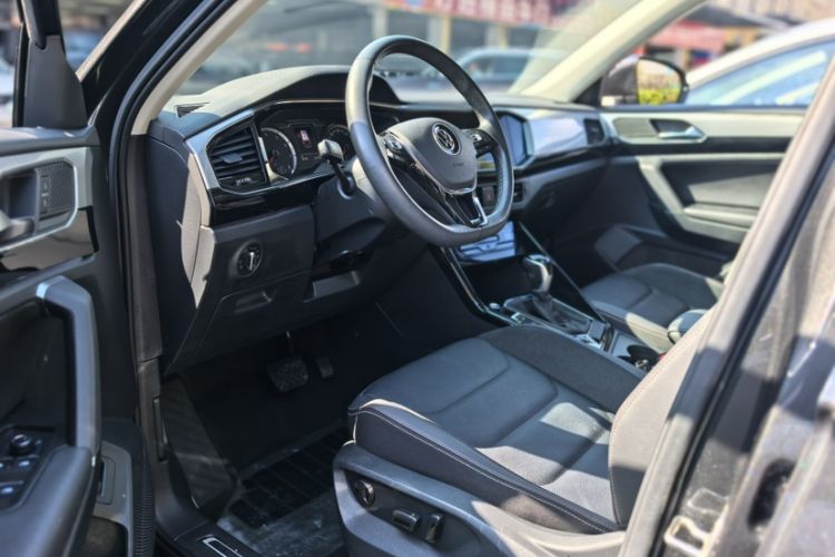 Used Volkswagen Tayron 2020 280TSI Two-Wheel Drive Luxury Connect Edition Interior 2