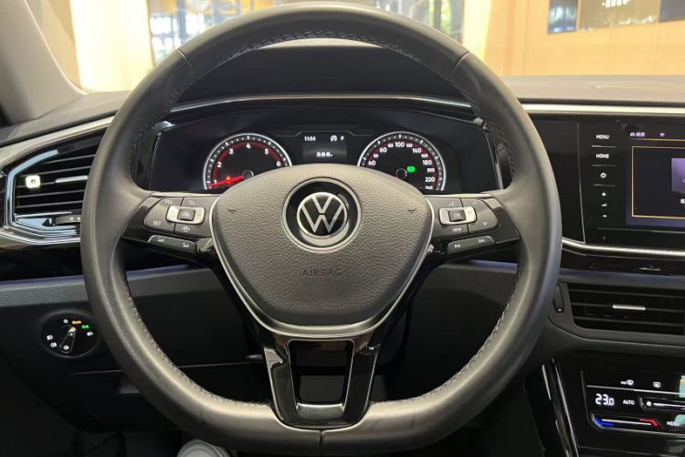 Used Volkswagen Tayron 2020 330TSI Two-Wheel Drive Luxury Smart Connectivity Version Interior 2