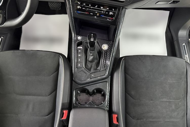 Used Volkswagen Tayron 2020 330TSI Two-Wheel Drive Luxury Connected Pro Edition Interior 4