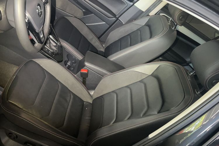 Used Volkswagen Tayron 2020 330TSI Two-Wheel Drive Luxury Smart Connectivity Version Interior 4