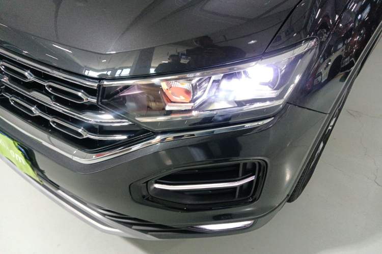 Used Volkswagen Tayron 2020 330TSI Two-Wheel Drive Luxury Smart Connectivity Version Left Front Headlight