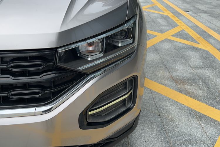 Used Volkswagen Tayron 2020 330TSI Two-Wheel Drive Luxury Smart Connectivity Version Left Front Headlight