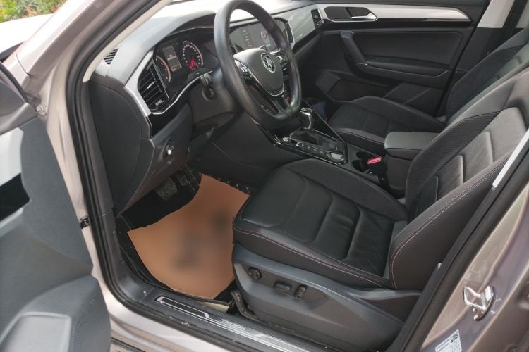 Used Volkswagen Tayron 2020 330TSI Two-Wheel Drive Luxury Smart Connectivity Version Left Front Seat