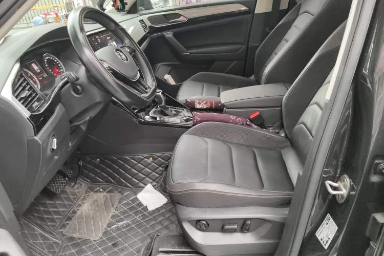 Used Volkswagen Tayron 2020 280TSI Two-Wheel Drive Luxury Connect Edition Left Front Seat