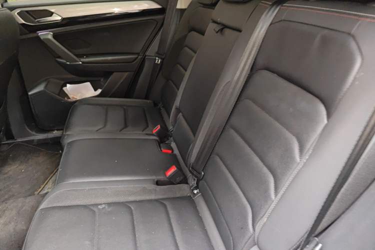 Used Volkswagen Tayron 2020 330TSI Two-Wheel Drive Luxury Smart Connectivity Version Left Rear Seat
