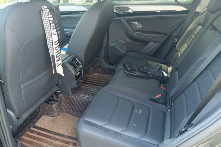Used Volkswagen Tayron 2020 330TSI Two-Wheel Drive Luxury Smart Connectivity Version Left Rear Seat