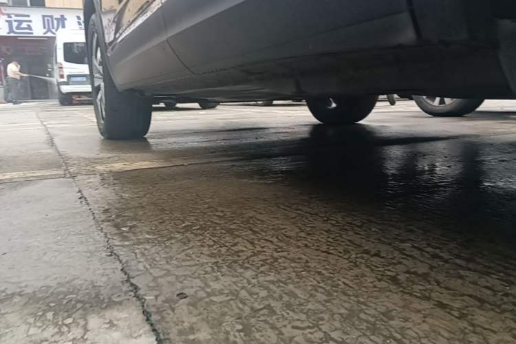 Used Volkswagen Tayron 2020 330TSI Two-Wheel Drive Luxury Smart Connectivity Version Left Side Sill
