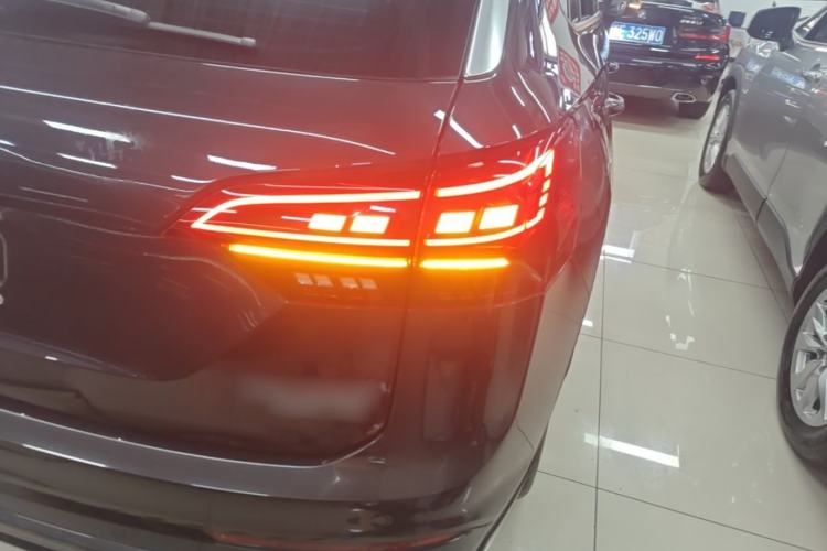Used Volkswagen Tayron 2020 380TSI All-Wheel Drive R-Line Connected Version Right Rear Taillight