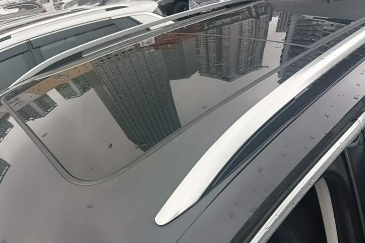 Used Volkswagen Tayron 2020 330TSI Two-Wheel Drive Luxury Smart Connectivity Version Roof