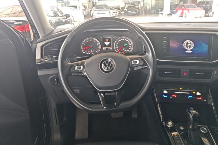 Used Volkswagen Tayron 2020 330TSI Two-Wheel Drive Luxury Smart Connectivity Version Steering Wheel
