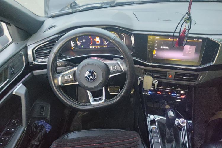 Used Volkswagen Tayron 2020 380TSI All-Wheel Drive R-Line Connected Version Steering Wheel