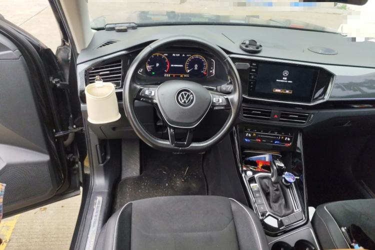 Used Volkswagen Tayron 2020 330TSI Two-Wheel Drive Luxury Connected Pro Edition Steering Wheel