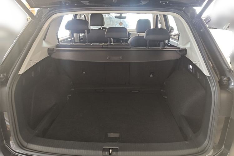 Used Volkswagen Tayron 2020 330TSI Two-Wheel Drive Luxury Smart Connectivity Version Trunk