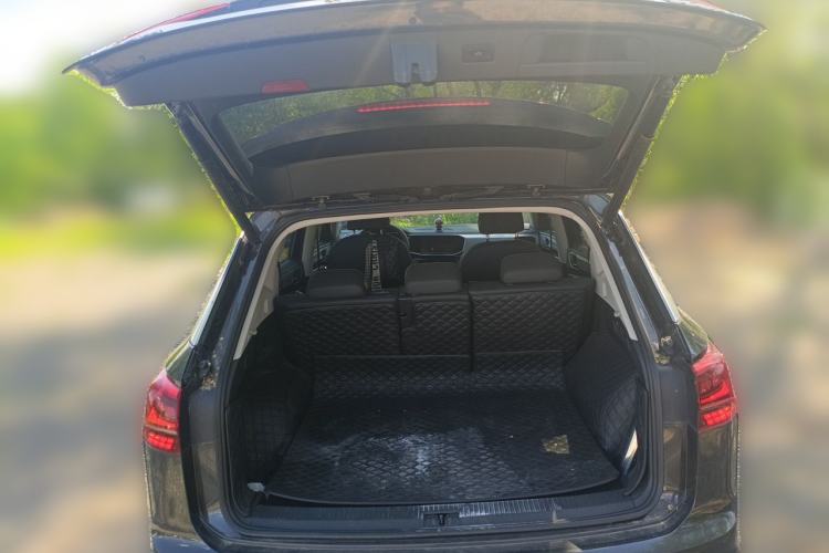 Used Volkswagen Tayron 2020 330TSI Two-Wheel Drive Luxury Smart Connectivity Version Trunk