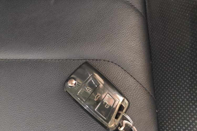 Used Volkswagen Tayron 2020 330TSI Two-Wheel Drive Luxury Smart Connectivity Version Vehicle Key
