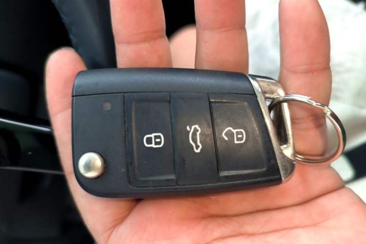 Used Volkswagen Tayron 2020 330TSI Two-Wheel Drive Luxury Smart Connectivity Version Vehicle Key