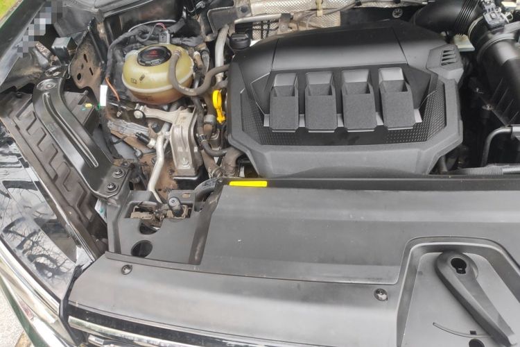 Used Volkswagen Tayron 2020 330TSI Two-Wheel Drive Luxury Smart Connectivity Version Engine Bay Right