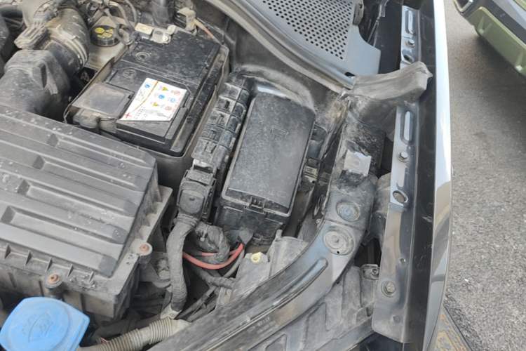 Used Volkswagen Tayron 2020 330TSI Two-Wheel Drive Luxury Smart Connectivity Version Engine Bay Left