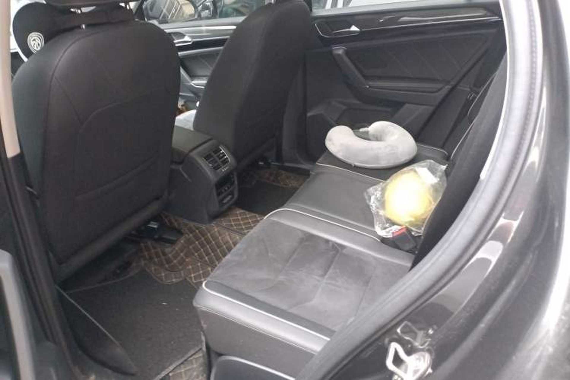 Used Volkswagen Tayron 2020 330TSI Two-Wheel Drive Luxury Connected Pro Edition Left Rear Seat