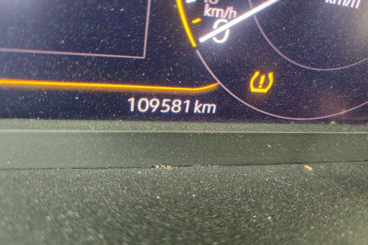 Used Volkswagen Tayron 2020 330TSI Two-Wheel Drive Luxury Connected Pro Edition Odometer Close Up
