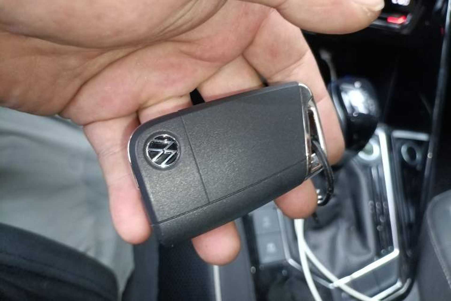 Used Volkswagen Tayron 2020 330TSI Two-Wheel Drive Luxury Connected Pro Edition Vehicle Key
