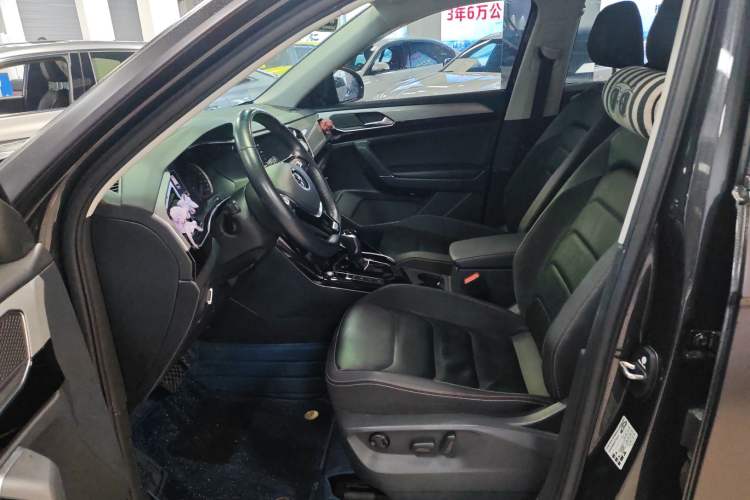 Used Volkswagen Tayron 2020 280TSI Two-Wheel Drive Luxury Connect Edition Left Front Seat