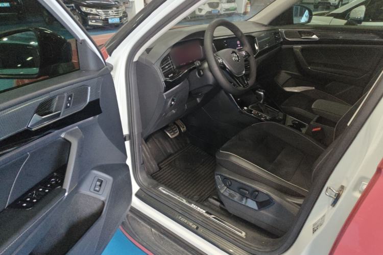 Used Volkswagen Tayron 2020 330TSI Two-Wheel Drive Luxury Connected Pro Edition Driver Seat