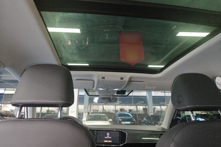 Used Volkswagen Tayron 2020 330TSI Two-Wheel Drive Luxury Connected Pro Edition Headliner