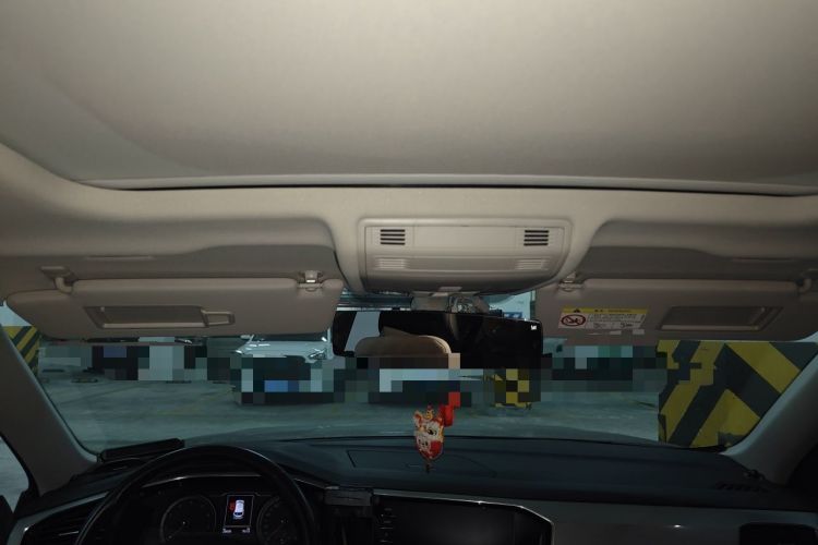 Used Volkswagen Tayron 2020 330TSI Two-Wheel Drive Luxury Smart Connectivity Version Headliner