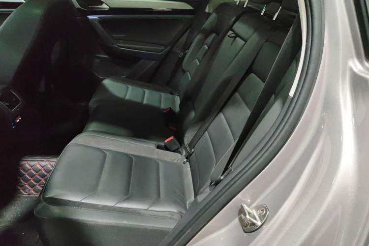 Used Volkswagen Tayron 2020 330TSI Two-Wheel Drive Luxury Smart Connectivity Version Interior 4