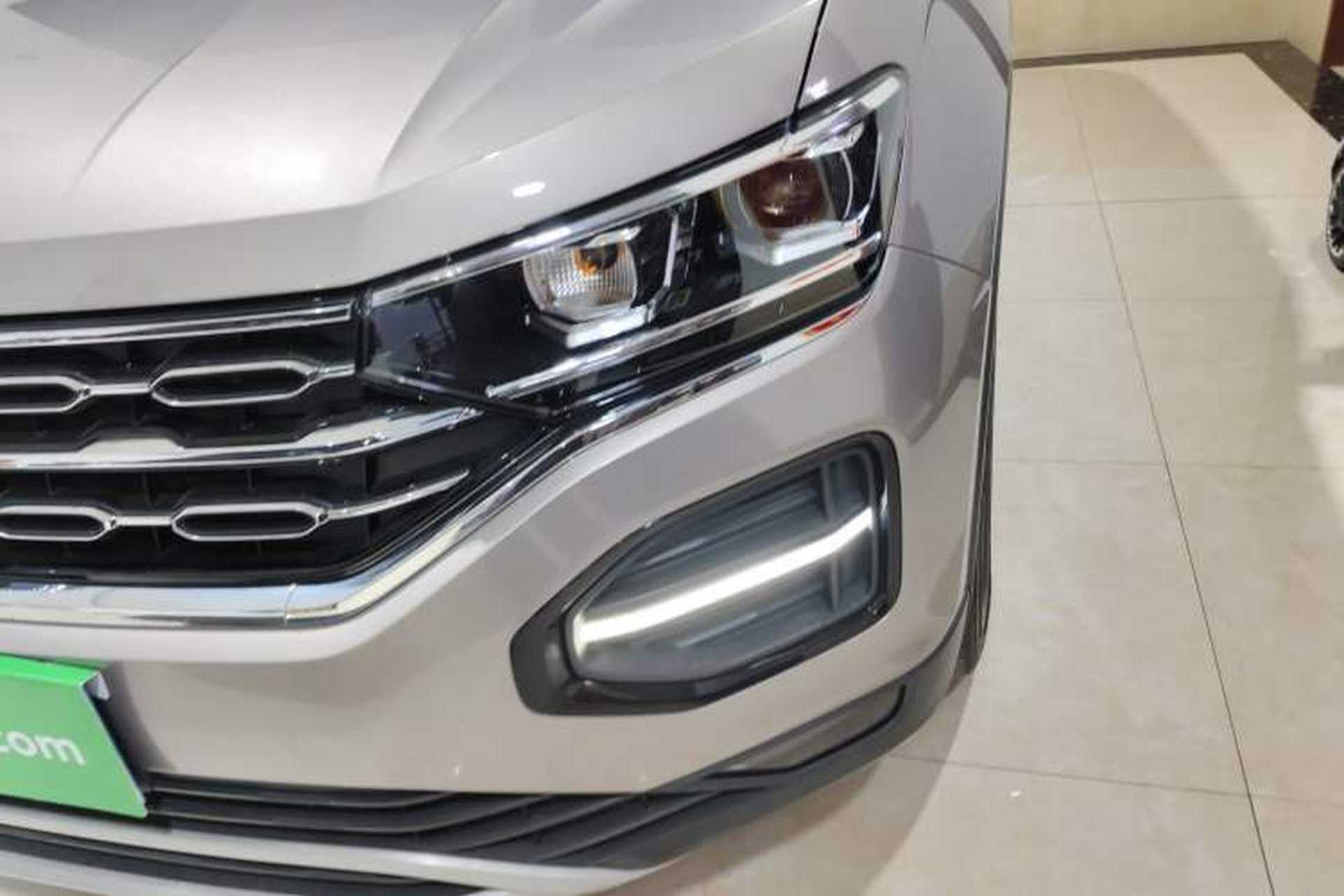 Used Volkswagen Tayron 2020 330TSI Two-Wheel Drive Luxury Smart Connectivity Version Left Front Headlight
