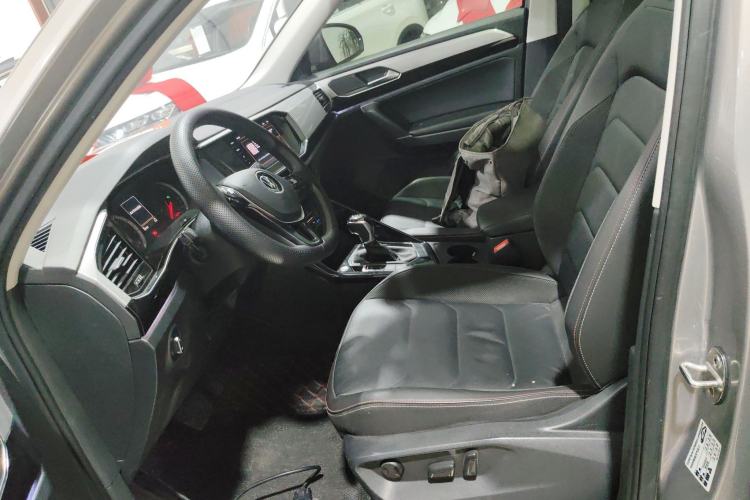 Used Volkswagen Tayron 2020 330TSI Two-Wheel Drive Luxury Smart Connectivity Version Left Front Seat