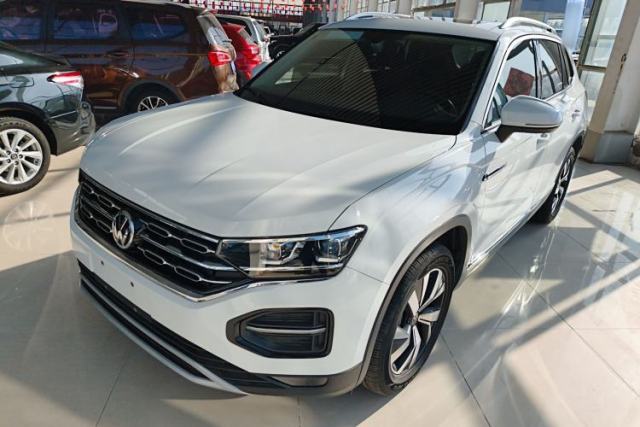 Ojetý Volkswagen Tayron 2020 330TSI Two-Wheel Drive Luxury Smart Connectivity Version