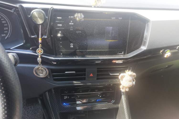 Used Volkswagen Tayron 2020 330TSI Two-Wheel Drive Luxury Smart Connectivity Version Audio And AC Panel