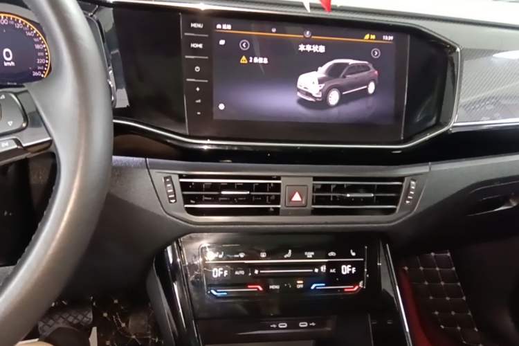 Used Volkswagen Tayron 2020 330TSI Two-Wheel Drive Luxury Connected Pro Edition Audio And AC Panel