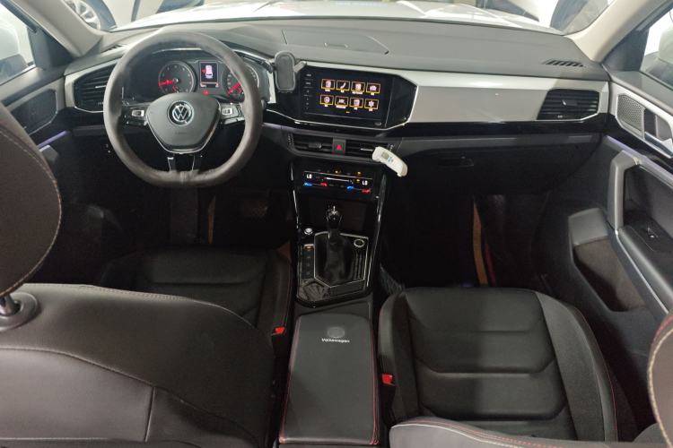 Used Volkswagen Tayron 2020 330TSI Two-Wheel Drive Luxury Smart Connectivity Version Center Console
