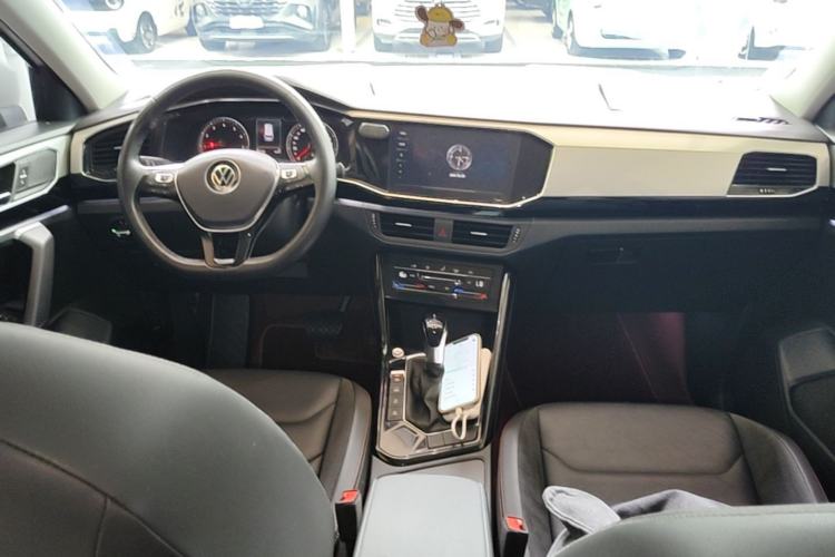 Used Volkswagen Tayron 2020 330TSI Two-Wheel Drive Luxury Smart Connectivity Version Center Console