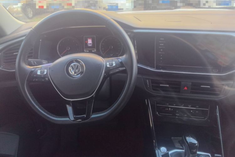 Used Volkswagen Tayron 2020 330TSI Two-Wheel Drive Luxury Smart Connectivity Version Center Console