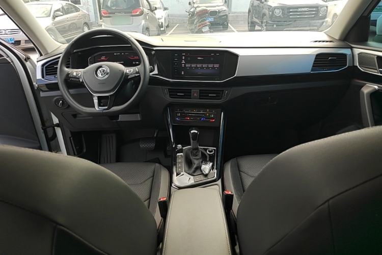 Used Volkswagen Tayron 2020 330TSI Two-Wheel Drive Luxury Smart Connectivity Version Center Console