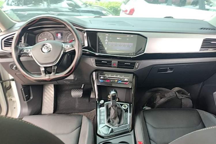 Used Volkswagen Tayron 2020 330TSI Two-Wheel Drive Luxury Smart Connectivity Version Center Console