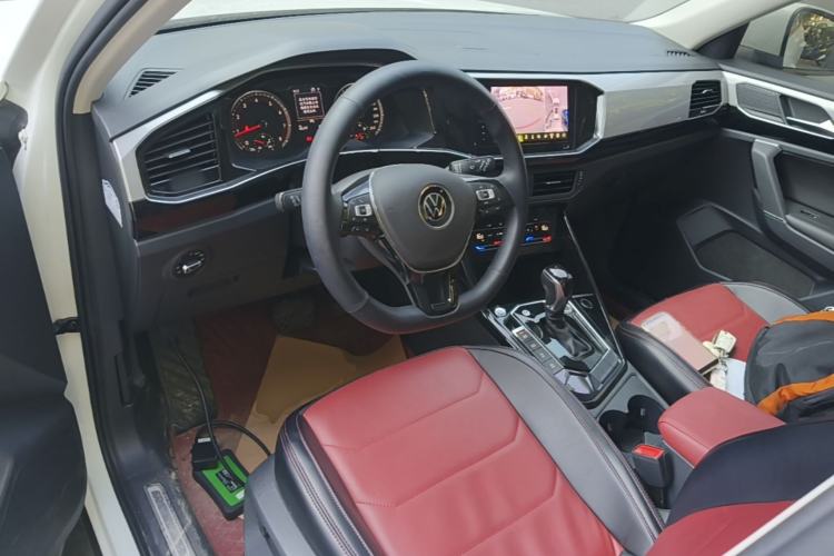 Used Volkswagen Tayron 2020 280TSI Two-Wheel Drive Luxury Connect Edition Center Console