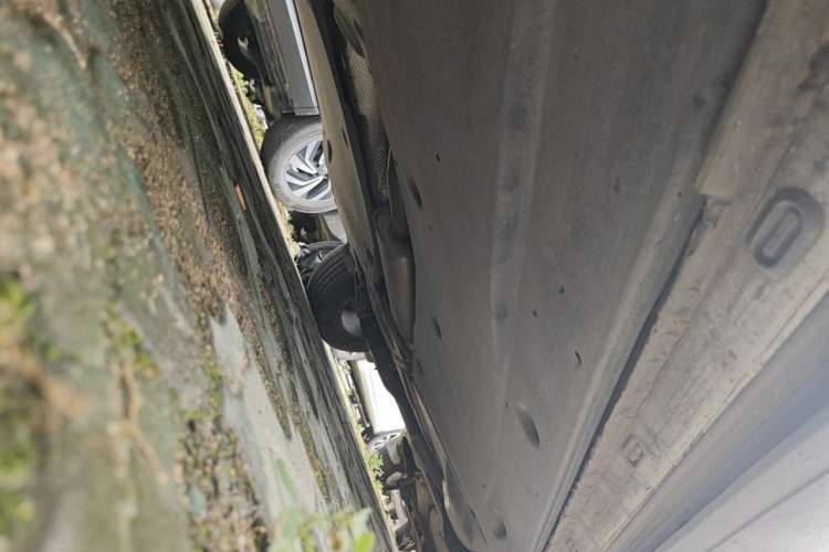 Used Volkswagen Tayron 2020 280TSI Two-Wheel Drive Luxury Connect Edition Chassis Front Left