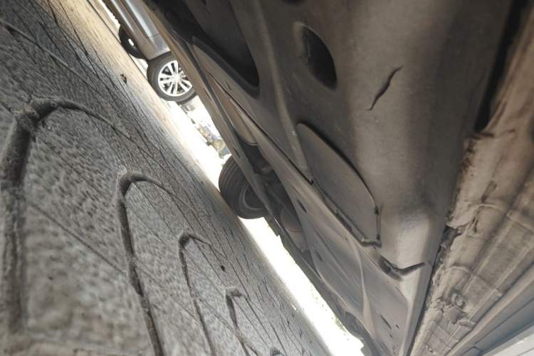 Used Volkswagen Tayron 2020 330TSI Two-Wheel Drive Luxury Connected Pro Edition Chassis Rear Right