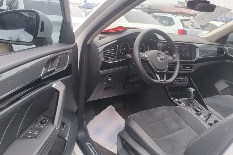 Used Volkswagen Tayron 2020 330TSI Two-Wheel Drive Luxury Connected Pro Edition Driver Seat