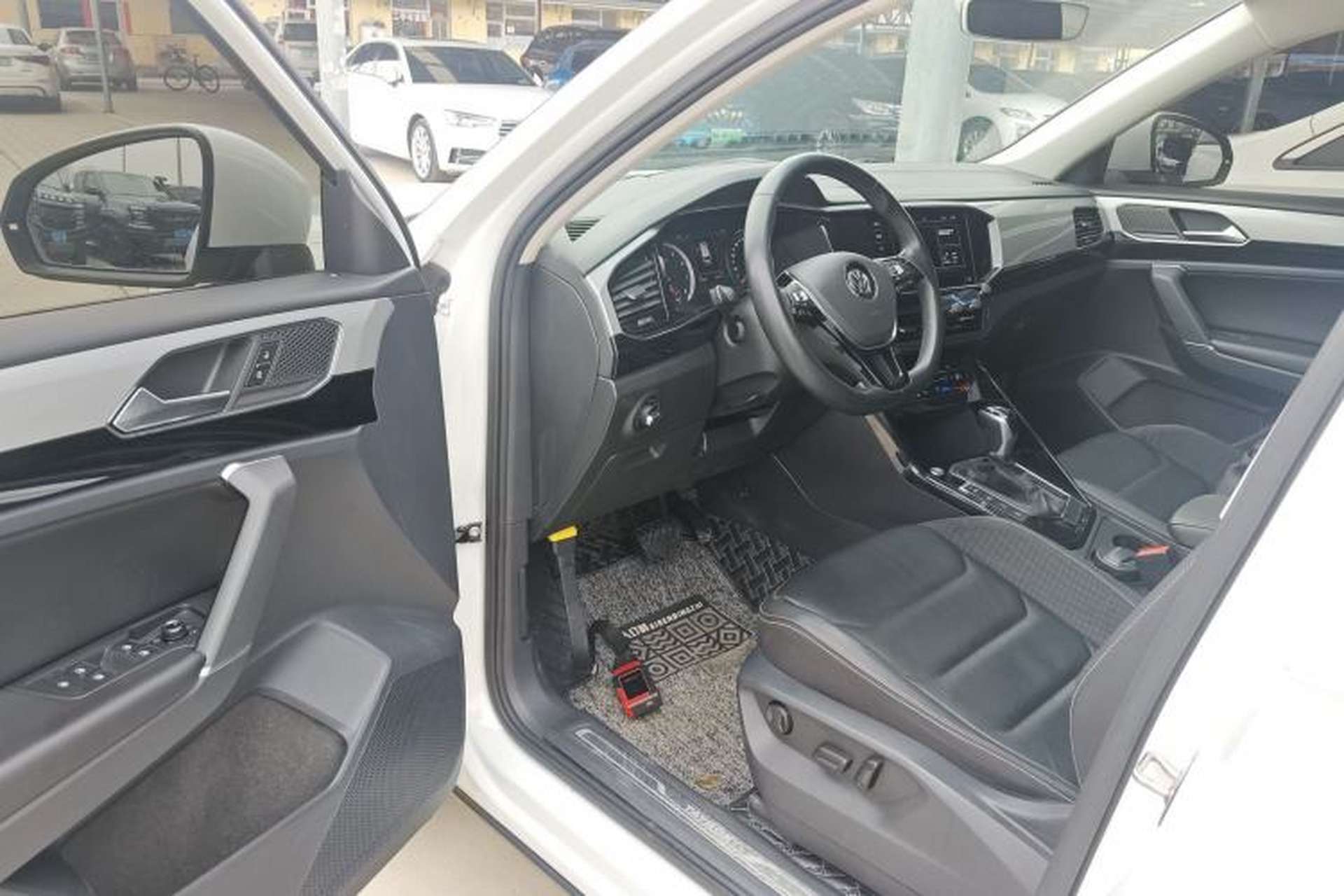 Used Volkswagen Tayron 2020 330TSI Two-Wheel Drive Luxury Smart Connectivity Version Driver Seat